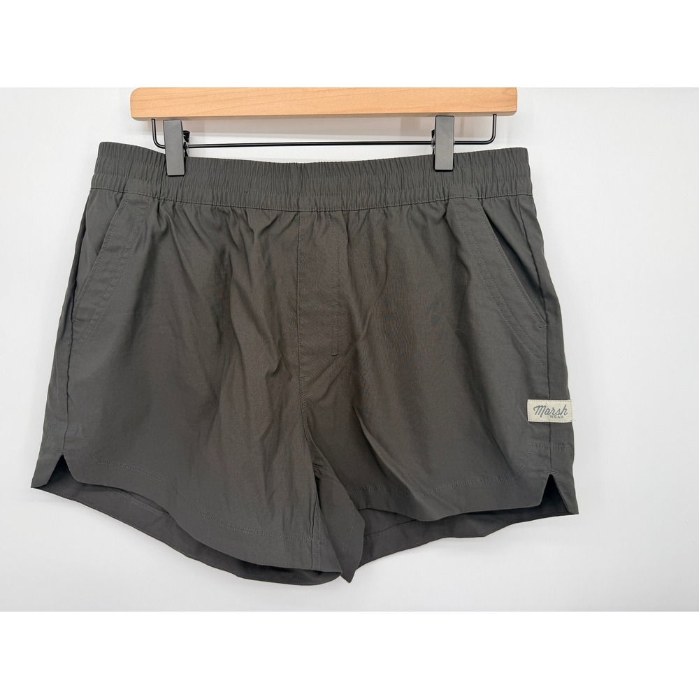 Marsh Wear Prime Shorts Women L Gray Excellent High Rise 4in Stretch Athletic